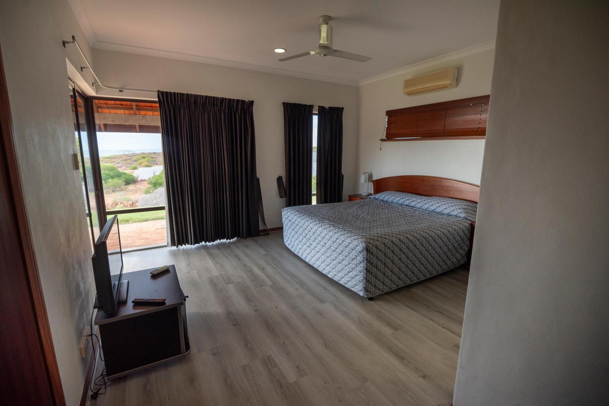 Kalbarri Red Bluff Tourist Park Hotel Ngoại thất bức ảnh