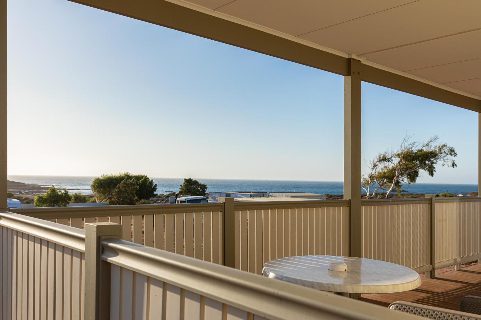Kalbarri Red Bluff Tourist Park Hotel Ngoại thất bức ảnh