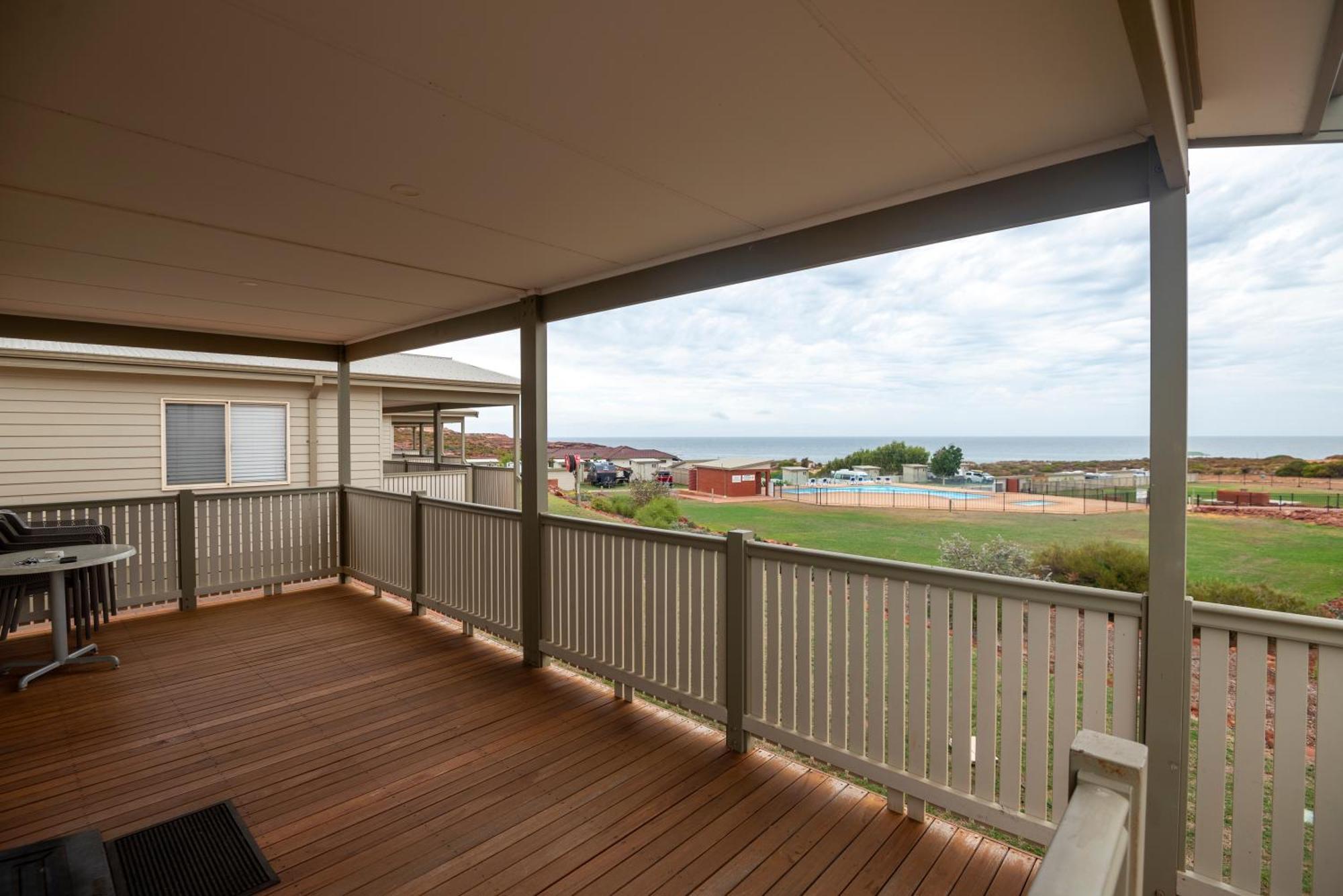 Kalbarri Red Bluff Tourist Park Hotel Ngoại thất bức ảnh