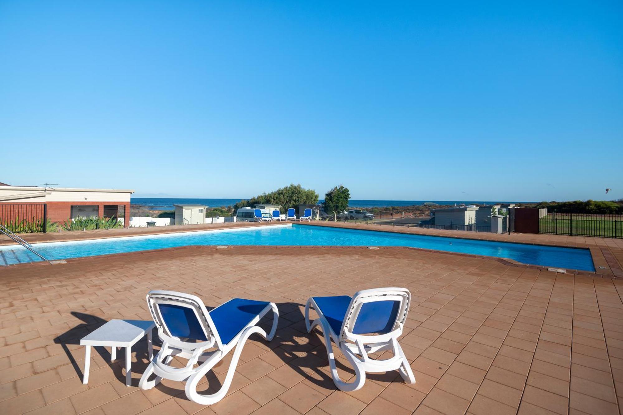 Kalbarri Red Bluff Tourist Park Hotel Ngoại thất bức ảnh