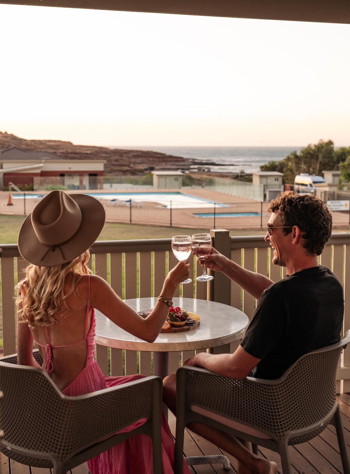 Kalbarri Red Bluff Tourist Park Hotel Ngoại thất bức ảnh